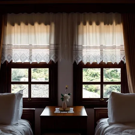 Pashai Hotel Gjirokastër