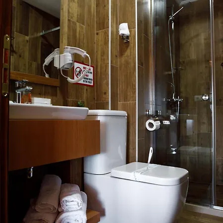 Pashai Hotel Gjirokastër