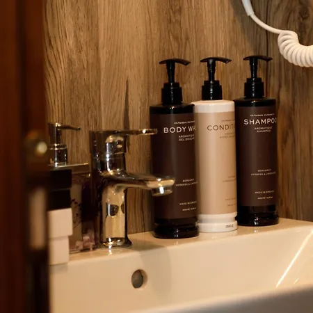 Pashai Ξενοδοχείο