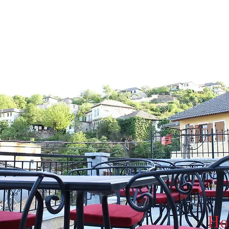 Pashai Gjirokaster